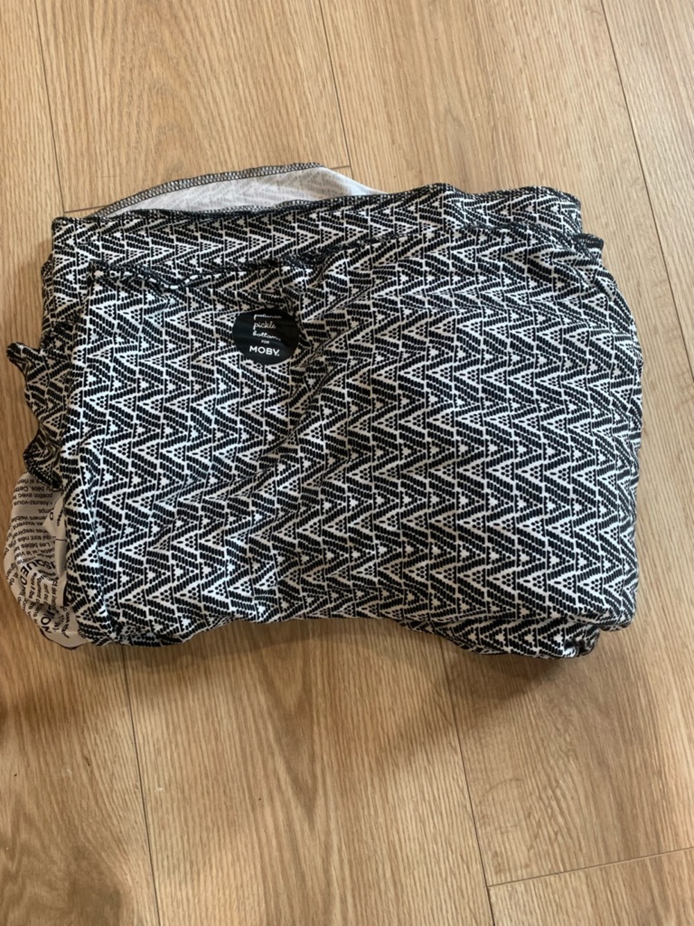 Moby Black and White Geometric Carrier Wrap
